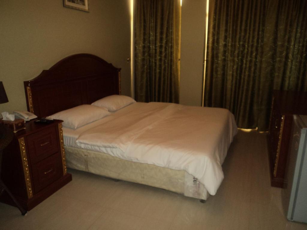 Taj Al Arab Hotel Al Buraimi Buitenkant foto