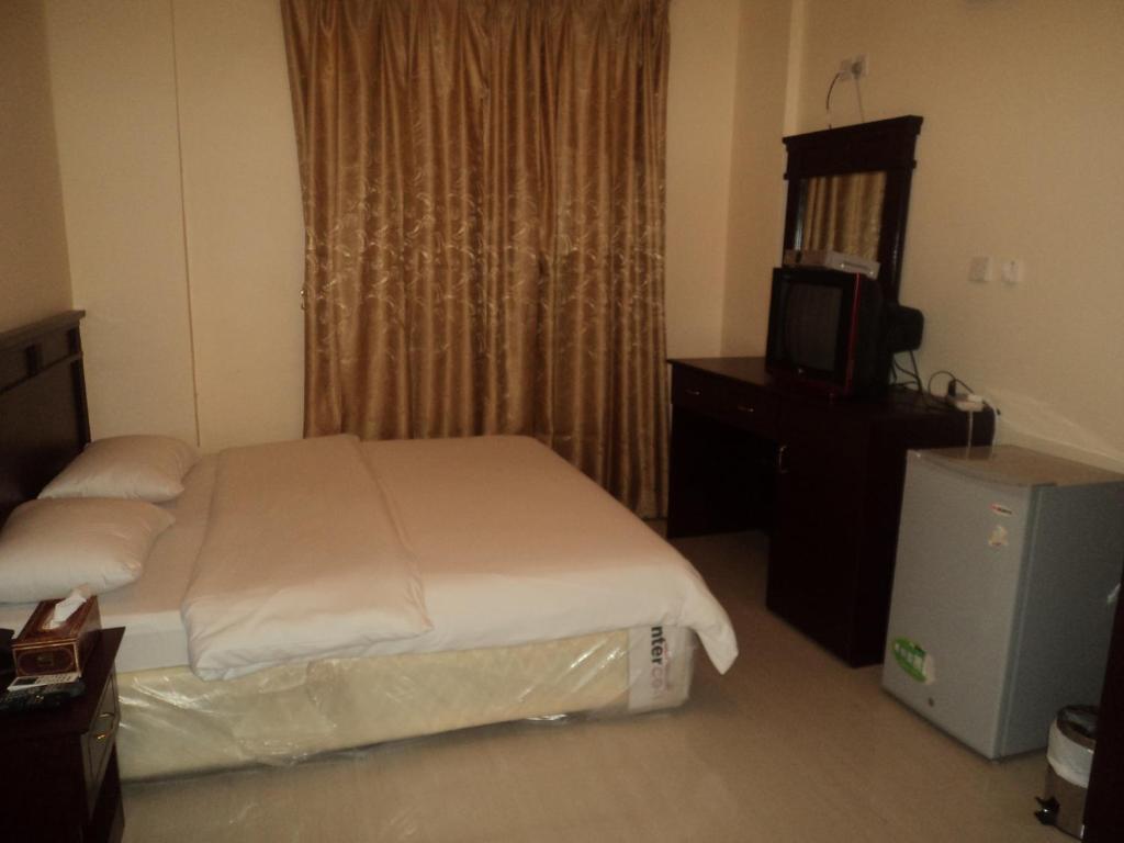 Taj Al Arab Hotel Al Buraimi Kamer foto
