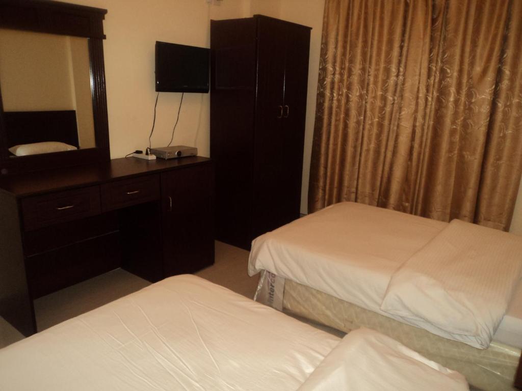Taj Al Arab Hotel Al Buraimi Kamer foto